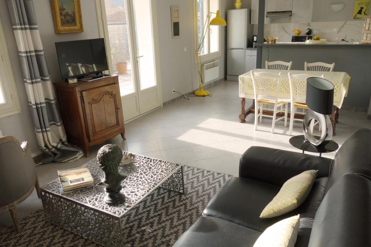 Bel Appartement Avec Grande Terrasse Sud Vaison-la-Romaine Exterior foto