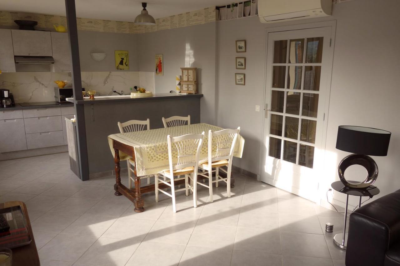 Bel Appartement Avec Grande Terrasse Sud Vaison-la-Romaine Exterior foto