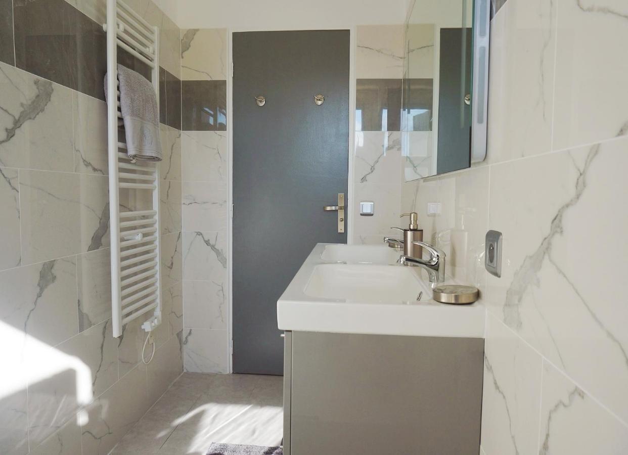Bel Appartement Avec Grande Terrasse Sud Vaison-la-Romaine Exterior foto